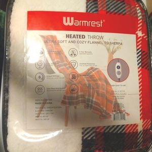 Heated throw Plaid Style